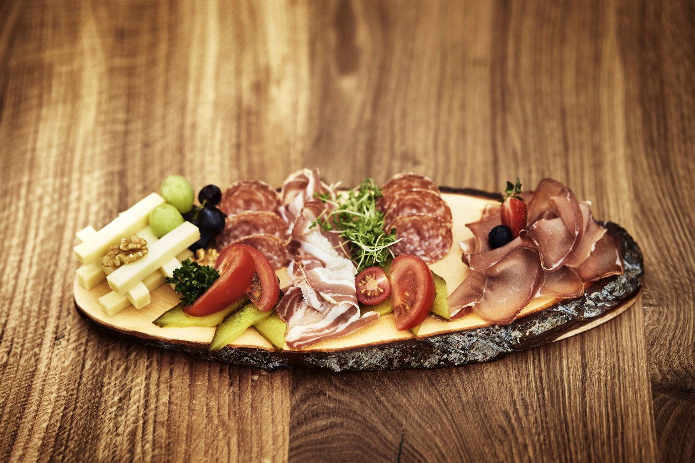 GPW_19_Restaurant_012 | Golfpark Waldkirch | Essen ins rechte Licht gerückt | Leo Boesinger Fotograf St. Gallen Spezialist für Portrait- Business- und Architekturfotografie