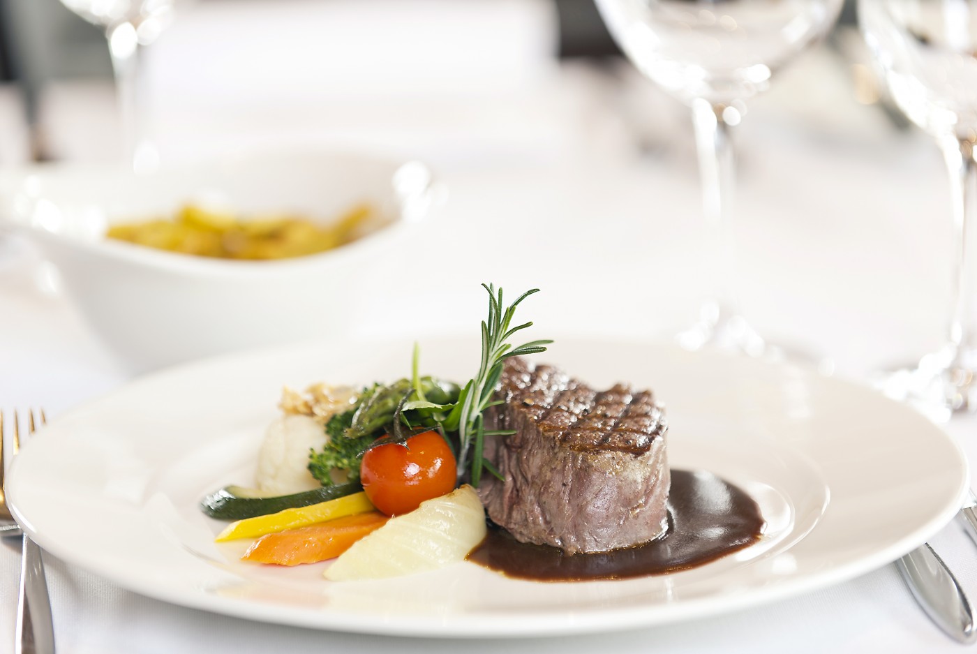 h5d0186 | Hotel 5 Dörfer | Essen ins rechte Licht gerückt | Leo Boesinger Fotograf St. Gallen Spezialist für Portrait- Business- und Architekturfotografie