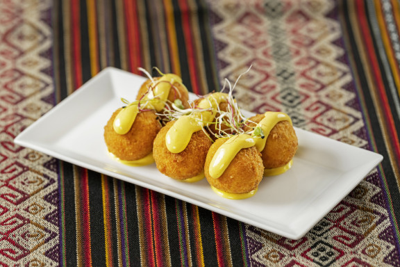 Essen_11_0005 | Miski Takiy | Essen ins rechte Licht gerückt | Leo Boesinger Fotograf St. Gallen Spezialist für Portrait- Business- und Architekturfotografie