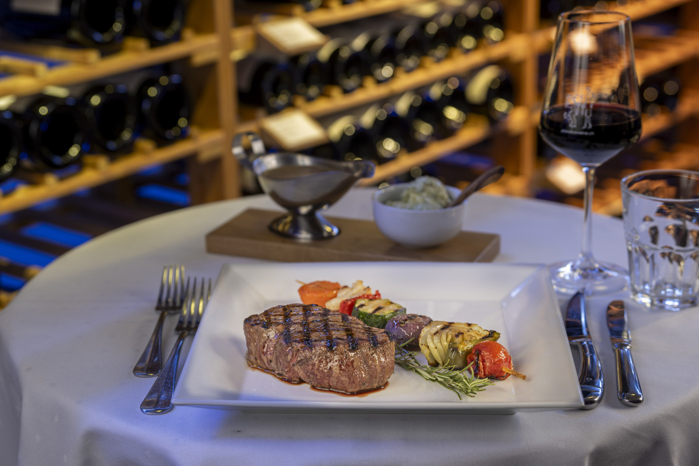 PB_08_0005 | Neue Seite | Essen ins rechte Licht gerückt | Leo Boesinger Fotograf St. Gallen Spezialist für Portrait- Business- und Architekturfotografie