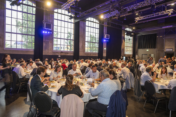 Wahlfeier_Rene_Walther_0577 | Wahlfeier im Presswerk Arbon | Events und Reportagen | Leo Boesinger Fotograf St. Gallen Spezialist für Portrait- Business- und Architekturfotografie