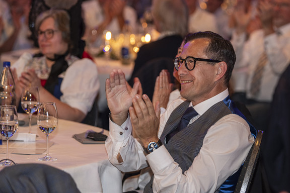 Wahlfeier_Rene_Walther_0630 | Wahlfeier im Presswerk Arbon | Events und Reportagen | Leo Boesinger Fotograf St. Gallen Spezialist für Portrait- Business- und Architekturfotografie