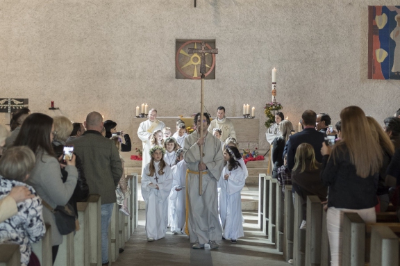 kommunion180416 | Erstkommunion Kirche St. Gallen Winkeln | Events | Leo Boesinger Fotograf
