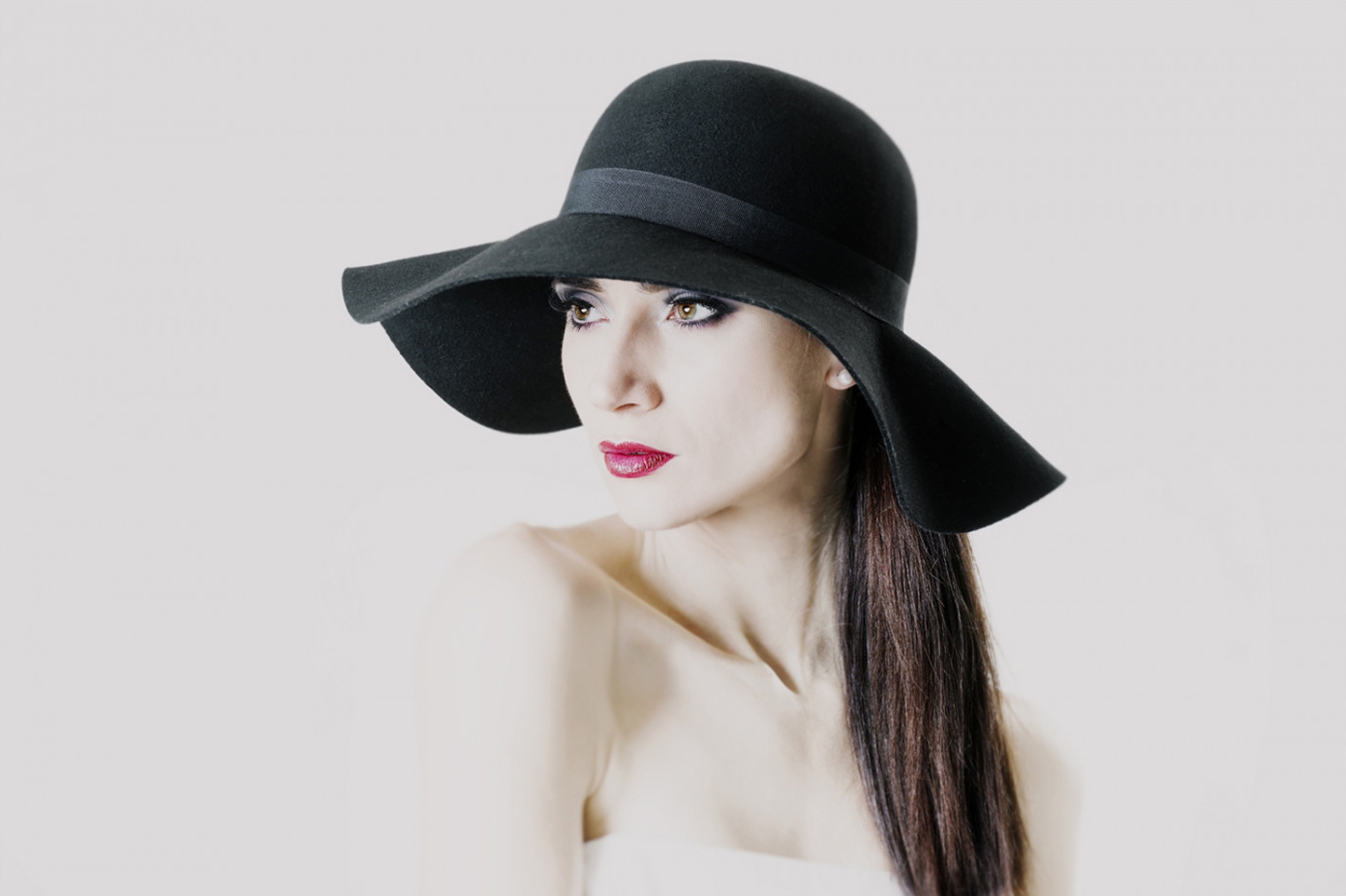 fotogen0003 | Fotogen | Beauty | Gesichter im Fokus – Portraits & mehr | Leo Boesinger Fotograf St. Gallen Spezialist für Portrait- Business- und Architekturfotografie