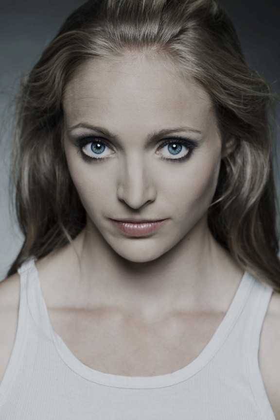 01lisaw02646 | Fotoshoot.me | Beauty | Gesichter im Fokus – Portraits & mehr | Leo Boesinger Fotograf St. Gallen Spezialist für Portrait- Business- und Architekturfotografie