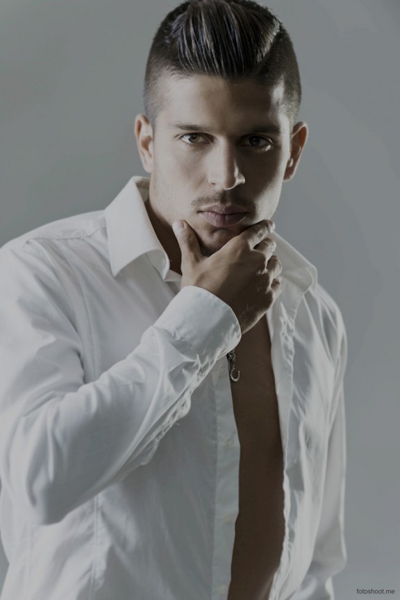 05sarahrobi00173 | Fotoshoot.me | Beauty | Gesichter im Fokus – Portraits & mehr | Leo Boesinger Fotograf St. Gallen Spezialist für Portrait- Business- und Architekturfotografie