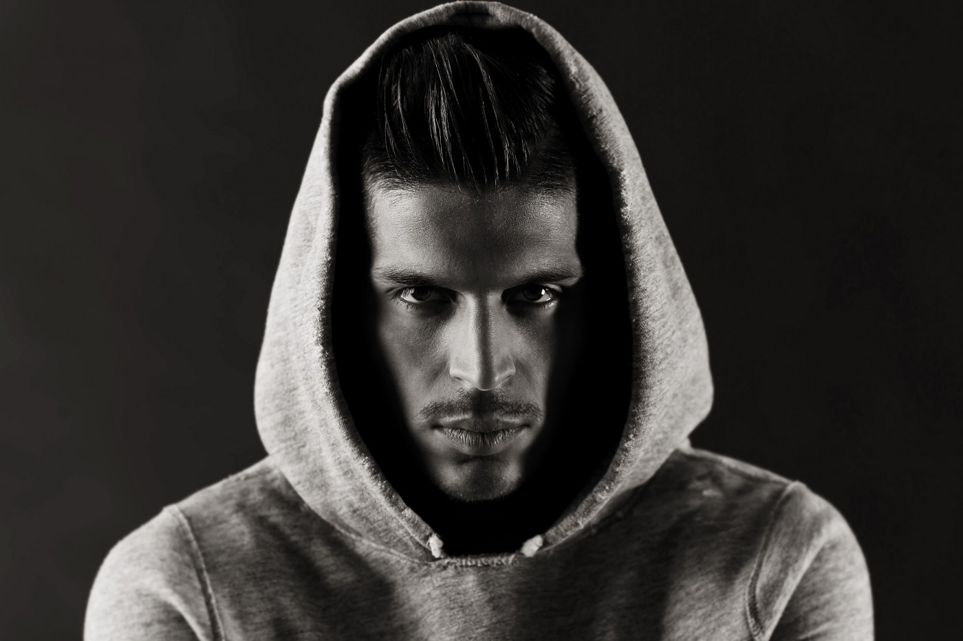 05sarahrobi06836 | Fotoshoot.me | Beauty | Gesichter im Fokus – Portraits & mehr | Leo Boesinger Fotograf St. Gallen Spezialist für Portrait- Business- und Architekturfotografie