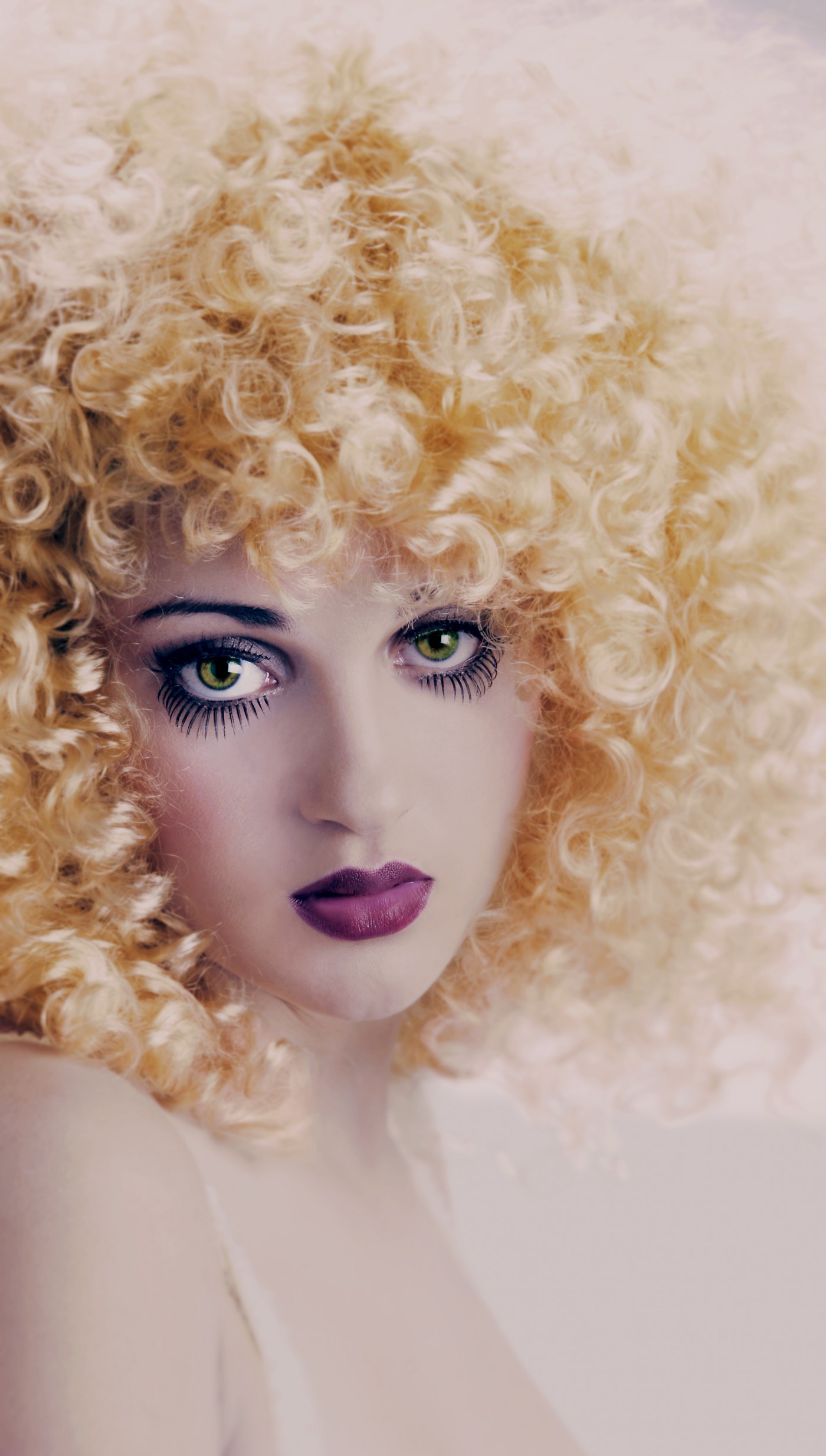 01isabel6385ausdrucken | Immagine Maione Wil | Beauty | Gesichter im Fokus – Portraits & mehr | Leo Boesinger Fotograf St. Gallen Spezialist für Portrait- Business- und Architekturfotografie