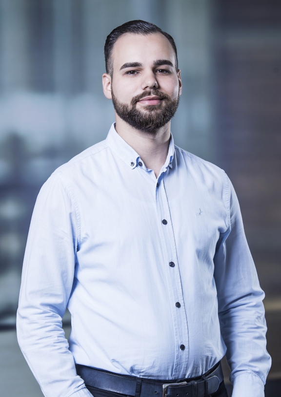 ifjosi010010 | IFJ Institut für Jungunternehmer | Business | Gesichter im Fokus – Portraits & mehr | Leo Boesinger Fotograf St. Gallen Spezialist für Portrait- Business- und Architekturfotografie
