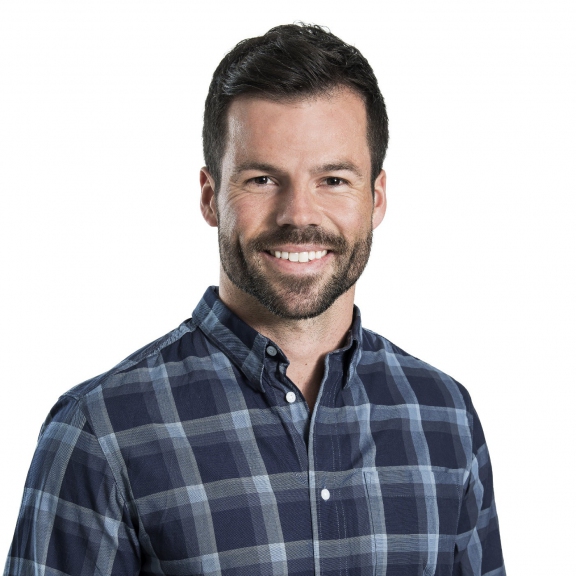 jungphilipp0011 | Migros Ostschweiz | Business | Gesichter im Fokus – Portraits & mehr | Leo Boesinger Fotograf St. Gallen Spezialist für Portrait- Business- und Architekturfotografie