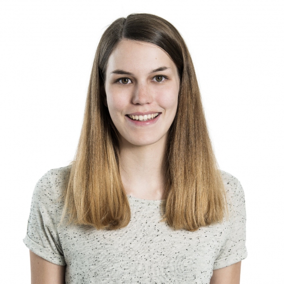 staedlerpatrizia0012 | Migros Ostschweiz | Business | Gesichter im Fokus – Portraits & mehr | Leo Boesinger Fotograf St. Gallen Spezialist für Portrait- Business- und Architekturfotografie