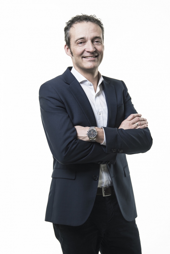 aschwizer030028 | SAK GL Portraits | Business | Gesichter im Fokus – Portraits & mehr | Leo Boesinger Fotograf St. Gallen Spezialist für Portrait- Business- und Architekturfotografie