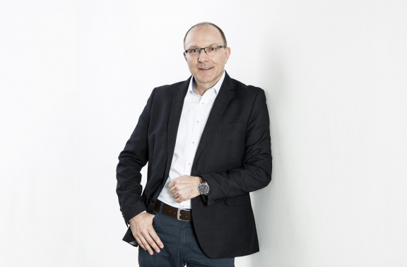 jsolenthaler010019 | SAK GL Portraits | Business | Gesichter im Fokus – Portraits & mehr | Leo Boesinger Fotograf St. Gallen Spezialist für Portrait- Business- und Architekturfotografie