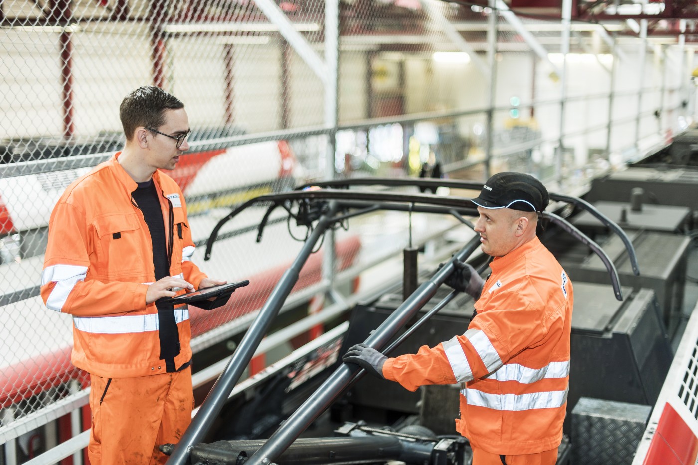 Stadler_Wil_Dach_0037 | Zugwerkstatt Wil für Thurgaumobil | Business | Gesichter im Fokus – Portraits & mehr | Leo Boesinger Fotograf St. Gallen Spezialist für Portrait- Business- und Architekturfotografie