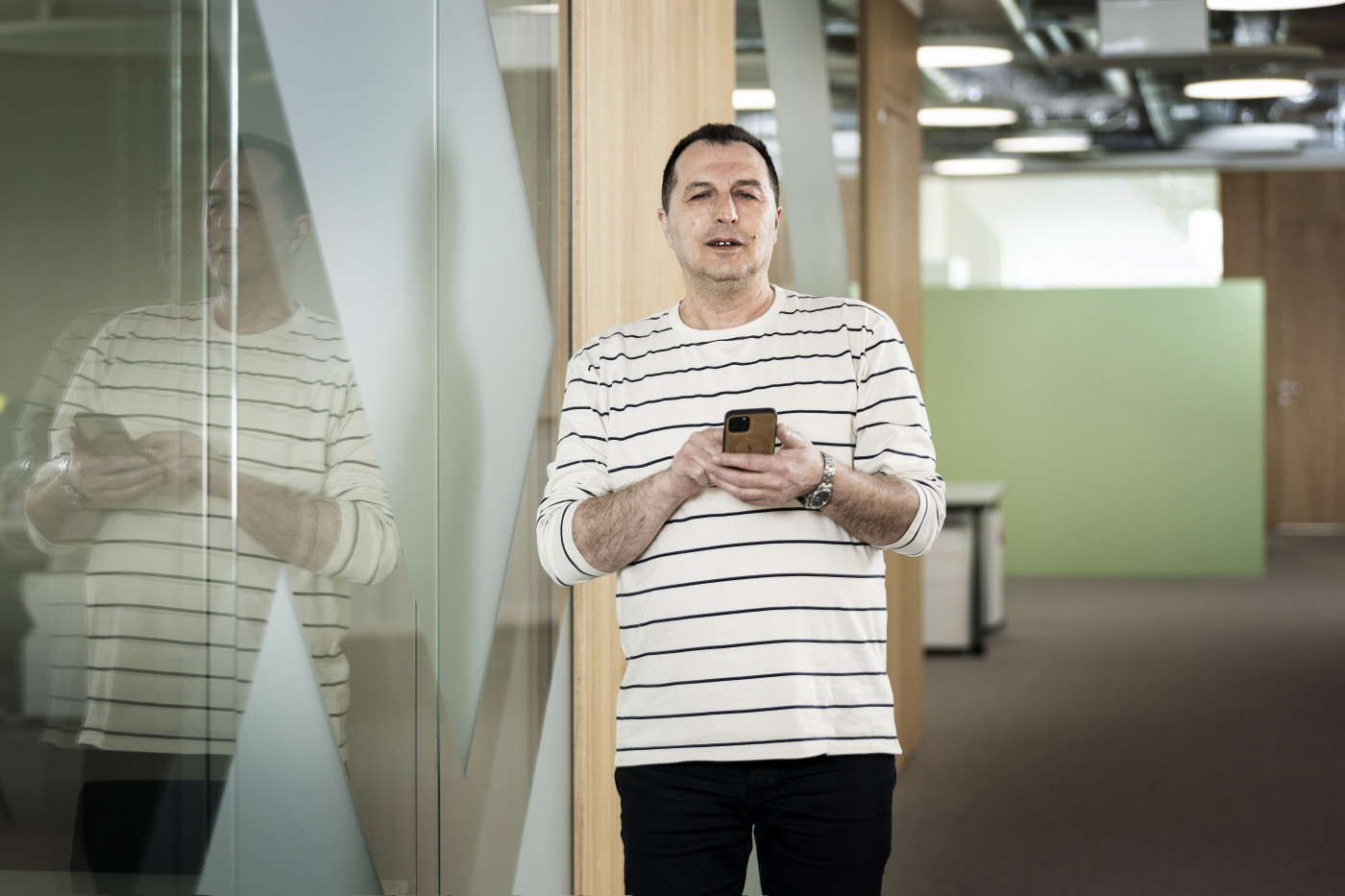 Brisoft_08_3_0008 | Mitarbeiterportraits für Brisoft in Bern und Basel | Portraits | Gesichter im Fokus – Portraits & mehr | Leo Boesinger Fotograf St. Gallen Spezialist für Portrait- Business- und Architekturfotografie