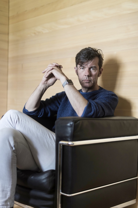 S_Sagmeister_0015 | Stefan Sagmeister | Portraits | Gesichter im Fokus – Portraits & mehr | Leo Boesinger Fotograf St. Gallen Spezialist für Portrait- Business- und Architekturfotografie