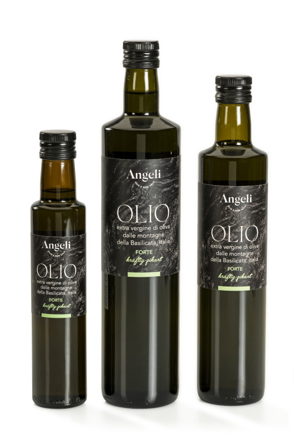 OlivenOel_Forte_tre_0058 | Produktfotografie für Angeli – Genuss im besten Lich | Produkt- & Industriefotografie | Leo Boesinger Fotograf St. Gallen Spezialist für Portrait- Business- und Architekturfotografie