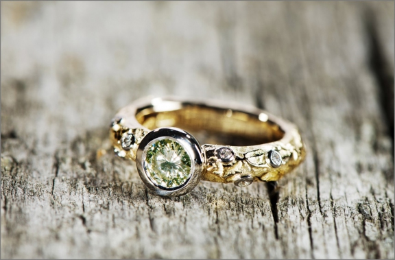 schmuck06ringdiamant0014 | Schmuck | Produkt- & Industriefotografie | Leo Boesinger Fotograf St. Gallen Spezialist für Portrait- Business- und Architekturfotografie