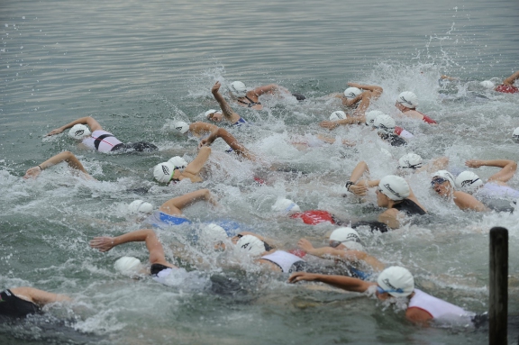 sempacherseetria0085 | Triathlon Uster | Sportfotografie | Leo Boesinger Fotograf St. Gallen Spezialist für Portrait- Business- und Architekturfotografie