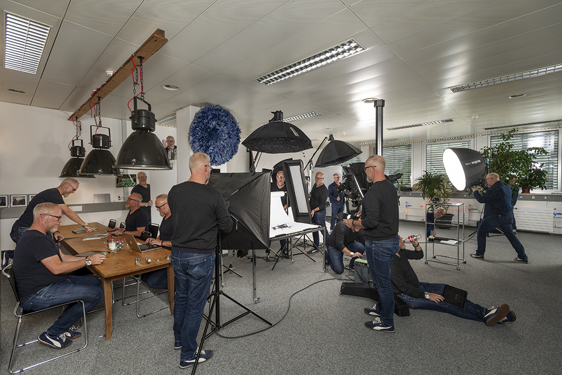 Leos_Studio_0005_V1 | Über mich - Leo Boesinger Fotograf St. Gallen | Leo Boesinger Fotograf St. Gallen Spezialist für Portrait- Business- und Architekturfotografie