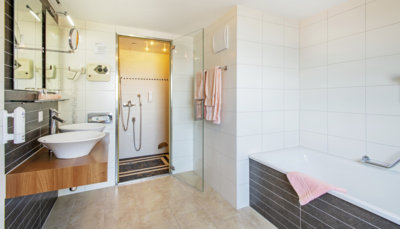 W_Hotel_06_0017 | Imagebilder Eventhotel Walzenhausen | Werbung in Bildern – Marken sichtbar machen | Leo Boesinger Fotograf St. Gallen Spezialist für Portrait- Business- und Architekturfotografie