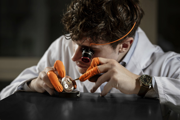 Praezision_03_0021_V1 | Kreative Werbefotografie für die ZBW – ausgezeichnet mit dem German Brand Award | Werbung in Bildern – Marken sichtbar machen | Leo Boesinger Fotograf St. Gallen Spezialist für Portrait- Business- und Architekturfotografie