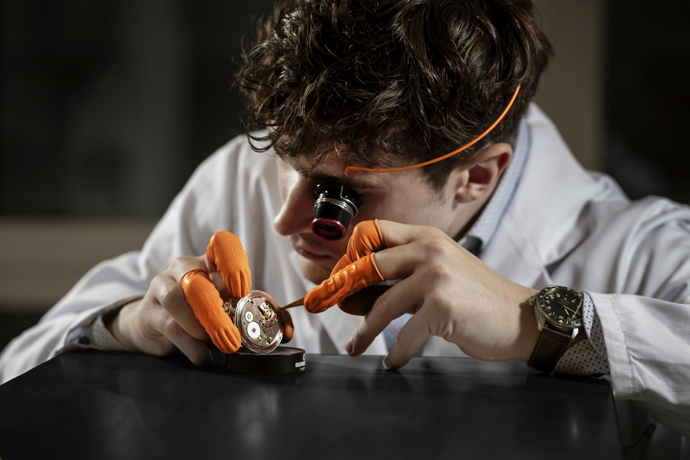 Praezision_03_0021_V1 | Kreative Werbefotografie für die ZBW – ausgezeichnet mit dem German Brand Award | Werbung in Bildern – Marken sichtbar machen | Leo Boesinger Fotograf St. Gallen Spezialist für Portrait- Business- und Architekturfotografie