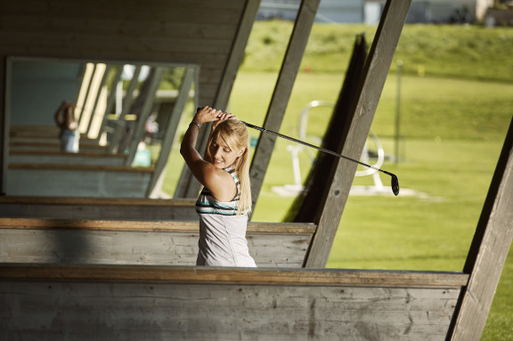 Golf_0019 | Migros Golfparks | Werbung in Bildern – Marken sichtbar machen | Leo Boesinger Fotograf St. Gallen Spezialist für Portrait- Business- und Architekturfotografie