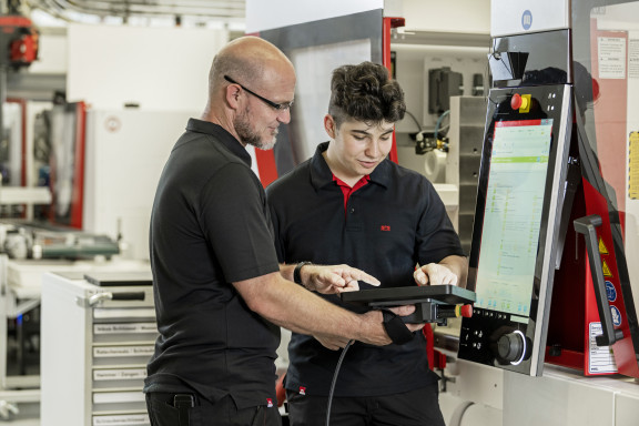 SFS_Lehrberufe_05_1_0099 | SFS Auszubildende | Werbung in Bildern – Marken sichtbar machen | Leo Boesinger Fotograf St. Gallen Spezialist für Portrait- Business- und Architekturfotografie