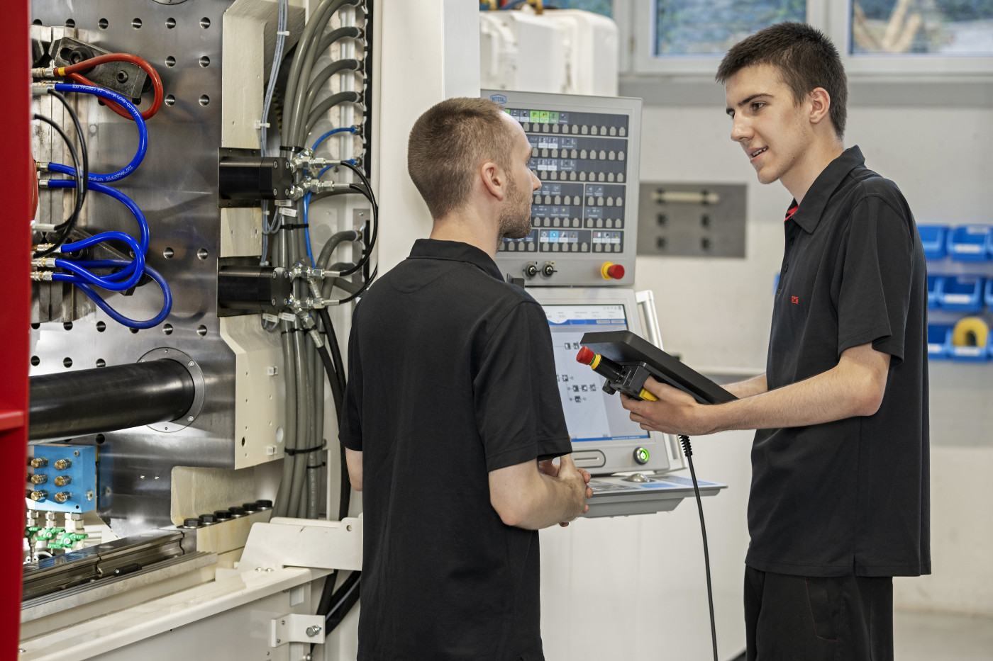 SFS_Lehrberufe_05_2_0006 | SFS Auszubildende | Werbung in Bildern – Marken sichtbar machen | Leo Boesinger Fotograf St. Gallen Spezialist für Portrait- Business- und Architekturfotografie